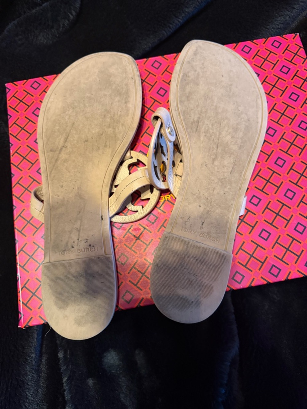 Tory Burch Miller in light sand - Picture 4 of 7